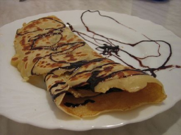 Chocolate-Drizzled Crepes Chocolate-Drizzled Crepes