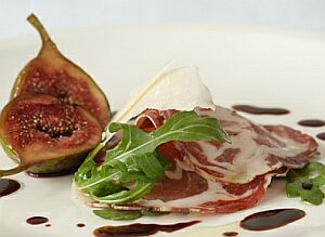 figs and ham
