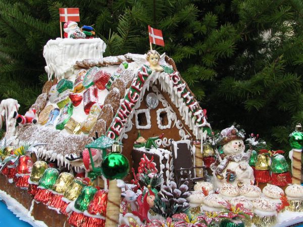 Gingerbread House Gingerbread House